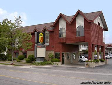 Super 8 Beachfront By Wyndham Mackinaw City, Mi المظهر الخارجي الصورة